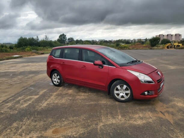 Peugeot 5008 I, 7 мест, 2011 г.