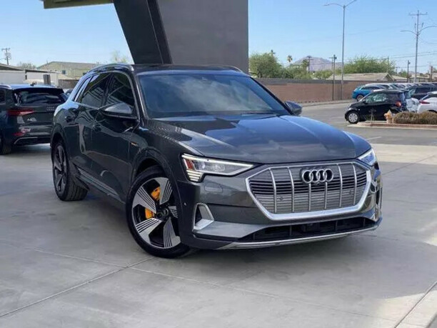 Audi e-tron, 2019 г.