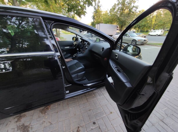 Peugeot 5008 I · Рестайлинг, 7 мест, 2014 г.