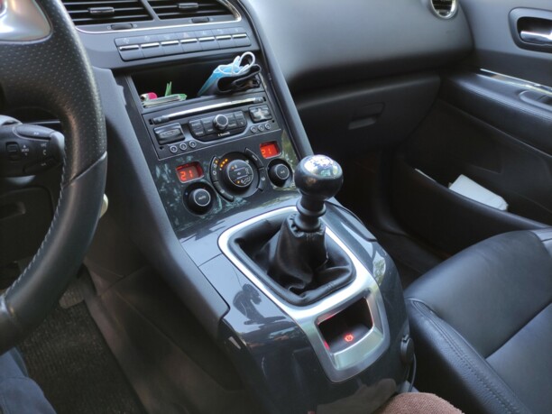 Peugeot 5008 I · Рестайлинг, 7 мест, 2014 г.