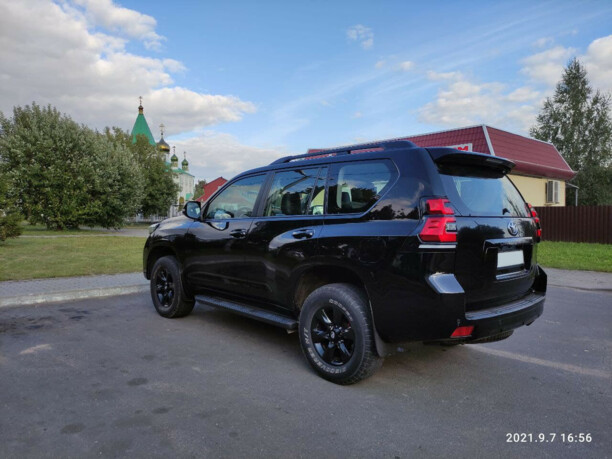 Toyota Land Cruiser Prado J150, 7 мест, 2010 г.