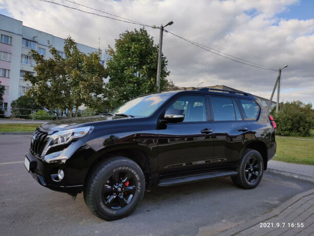 Toyota Land Cruiser Prado J150, 7 мест, 2010 г.