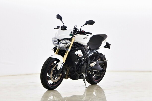 Triumph Street Triple 675, 2015 г.