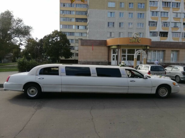 Lincoln Town Car III, 2000 г.