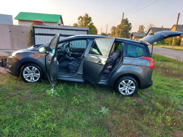 Peugeot 5008 I · Рестайлинг, 2014 г.