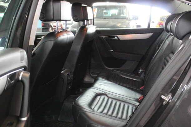 Volkswagen Passat B7, 2011 г.