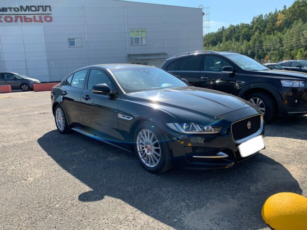 Jaguar XE, 2016 г.