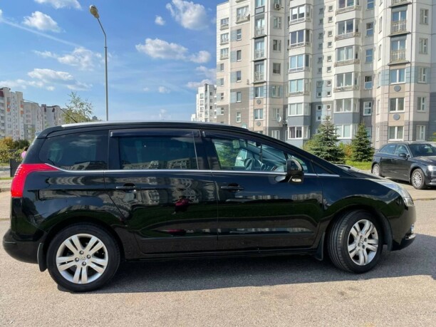Peugeot 5008 I, 7 мест, 2011 г.