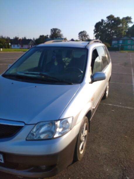 Mazda MPV II, 7 мест, 2002 г.