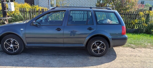 Volkswagen Golf IV, 2001 г.