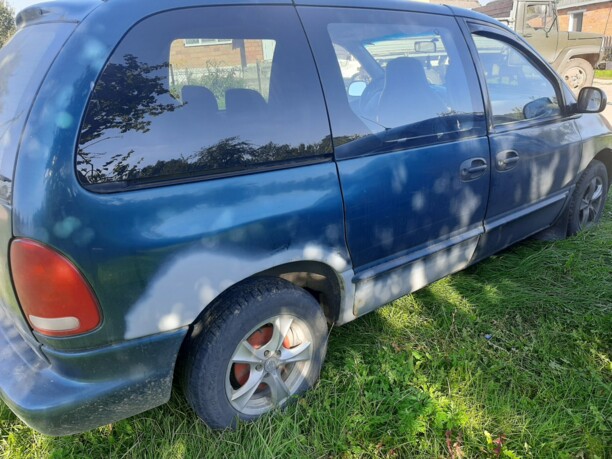 Dodge Caravan III, 7 мест, 1999 г.