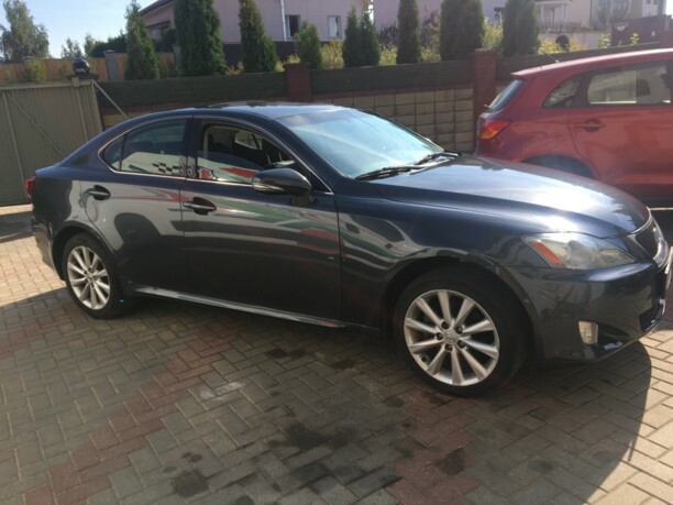 Lexus IS II · Рестайлинг, 2010 г.