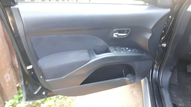 Peugeot 4007, 7 мест, 2008 г.