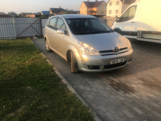 Toyota Corolla Verso II (E121), 7 мест, 2006 г.