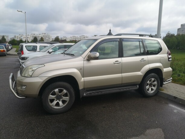 Toyota Land Cruiser Prado J120, 7 мест, 2006 г.