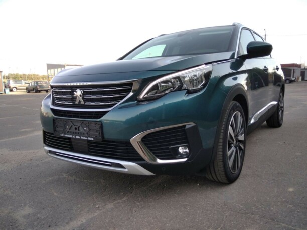Peugeot 5008 II, 7 мест, 2017 г.