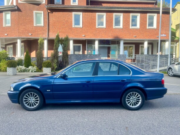 BMW 5 серия E39, 2001 г.