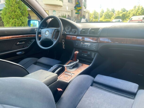 BMW 5 серия E39, 2001 г.