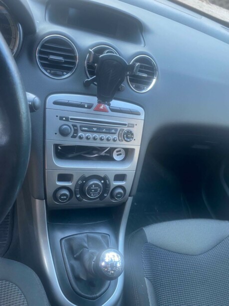 Peugeot 308 T7 · Рестайлинг, 2012 г.