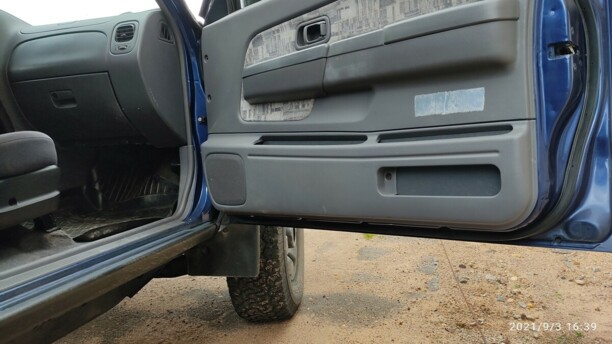 Nissan Navara D22, 2001 г.