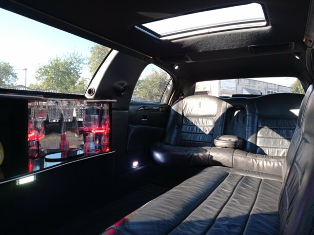 Lincoln Town Car III, 2000 г.