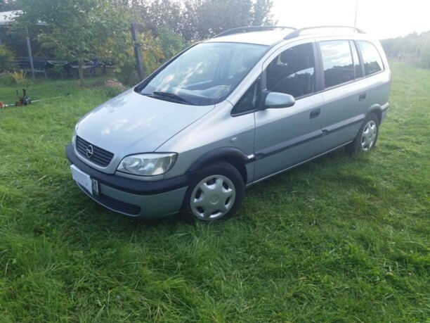 Opel Zafira A, 7 мест, 2003 г.