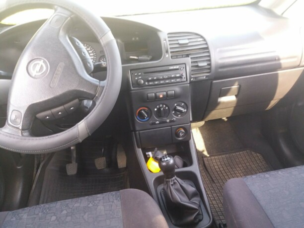 Opel Zafira A, 7 мест, 2003 г.