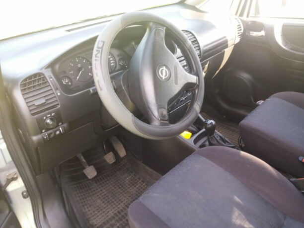 Opel Zafira A, 7 мест, 2003 г.