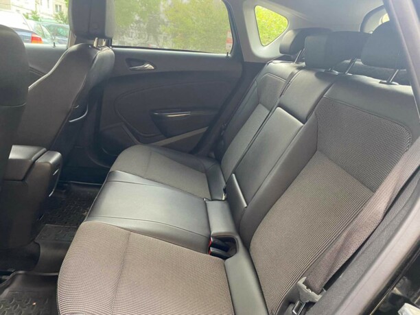 Opel Astra J, 2010 г.