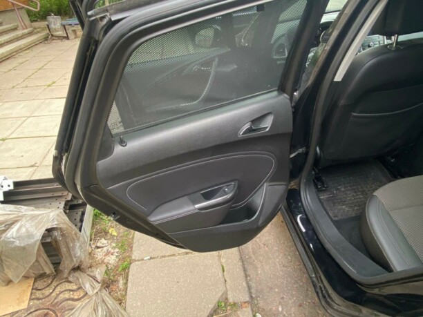 Opel Astra J, 2010 г.