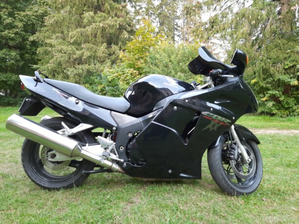 Honda CBR 1100 XX Blackbird, 1998 г.