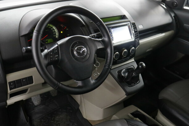 Mazda 5 I, 7 мест, 2005 г.