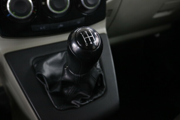 Mazda 5 I, 7 мест, 2005 г.