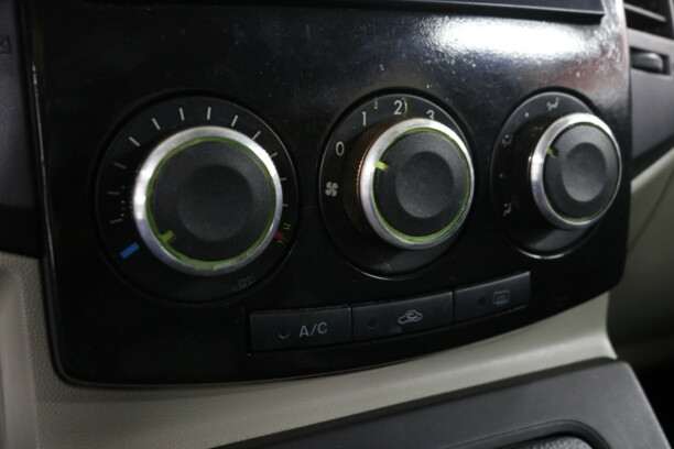 Mazda 5 I, 7 мест, 2005 г.