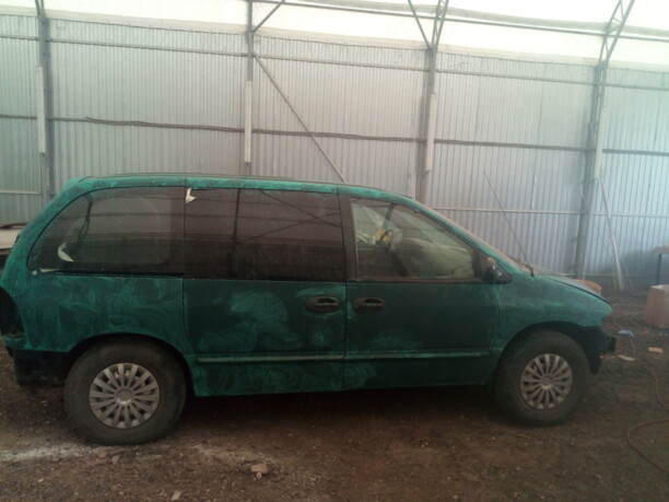 Dodge Caravan III, 7 мест, 1999 г.