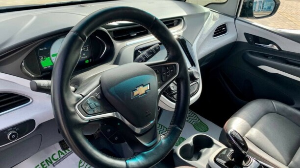 Chevrolet Bolt, 2017 г.