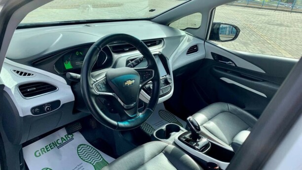 Chevrolet Bolt, 2017 г.