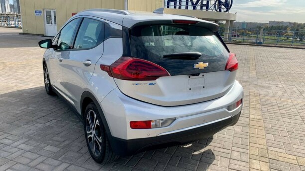 Chevrolet Bolt, 2017 г.