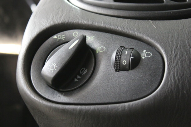 Ford Focus I · Рестайлинг, 2003 г.
