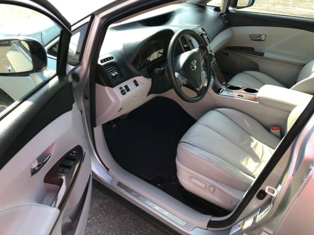 Toyota Venza I, 2011 г.