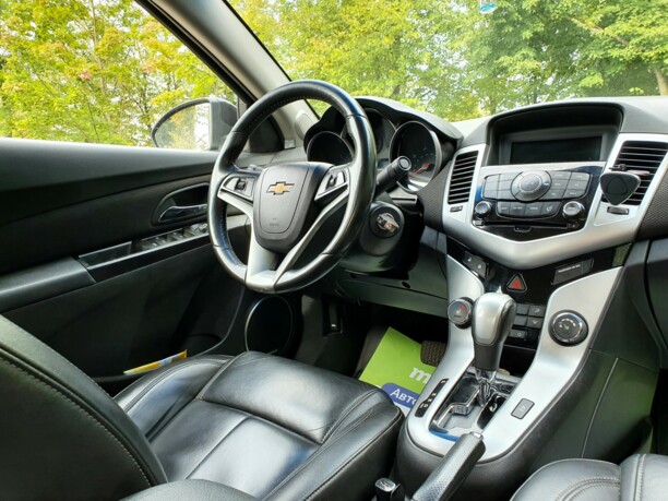 Chevrolet Cruze J300, 2010 г.