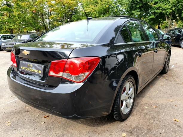 Chevrolet Cruze J300, 2010 г.