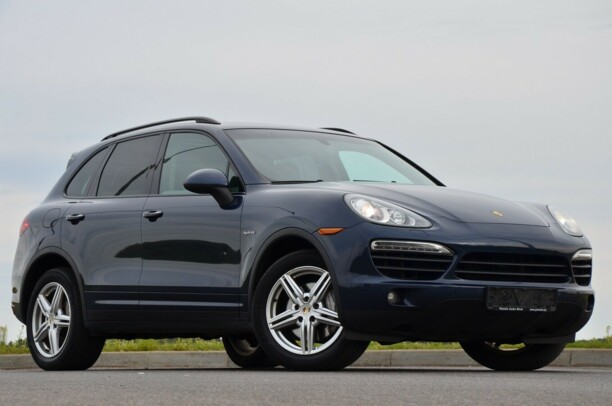 Porsche Cayenne 958, 2011 г.