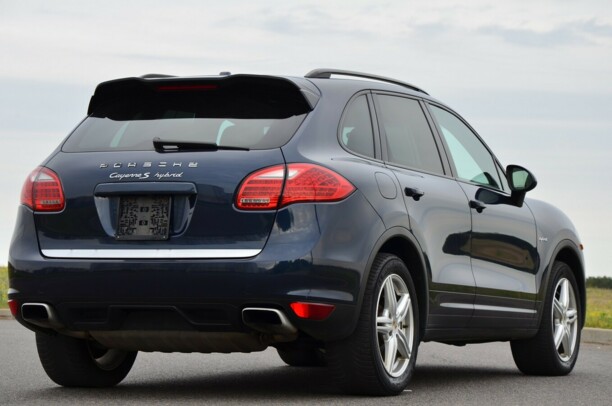 Porsche Cayenne 958, 2011 г.