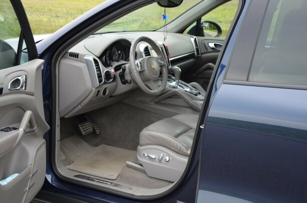 Porsche Cayenne 958, 2011 г.