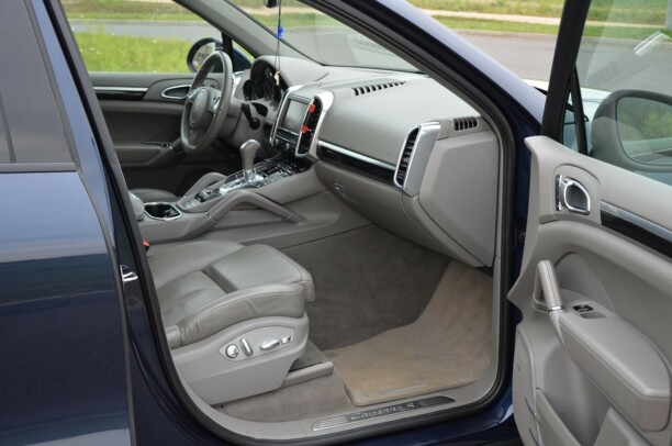 Porsche Cayenne 958, 2011 г.