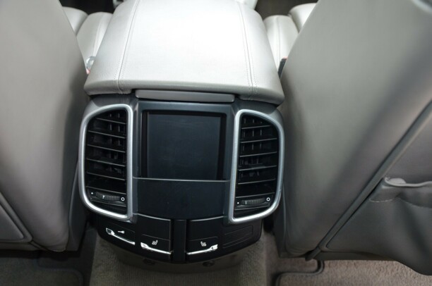 Porsche Cayenne 958, 2011 г.
