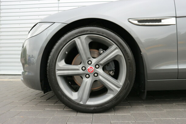 Jaguar XF X260, 2016 г.