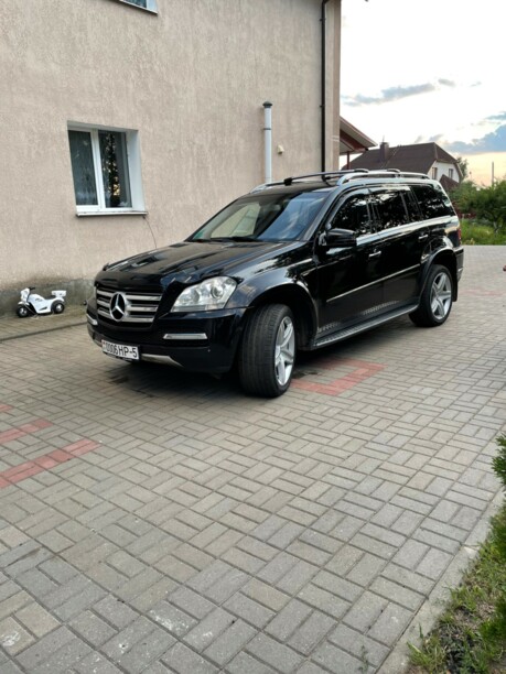 Mercedes-Benz GL-Класс X164 (Рестайлинг), 7 мест, 2010 г.