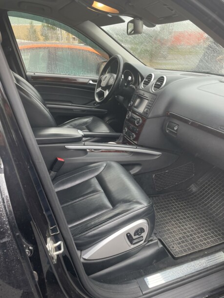 Mercedes-Benz GL-Класс X164 (Рестайлинг), 7 мест, 2010 г.